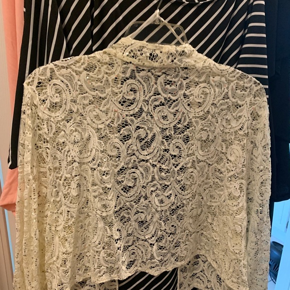 Topper - Picture 2 of 4